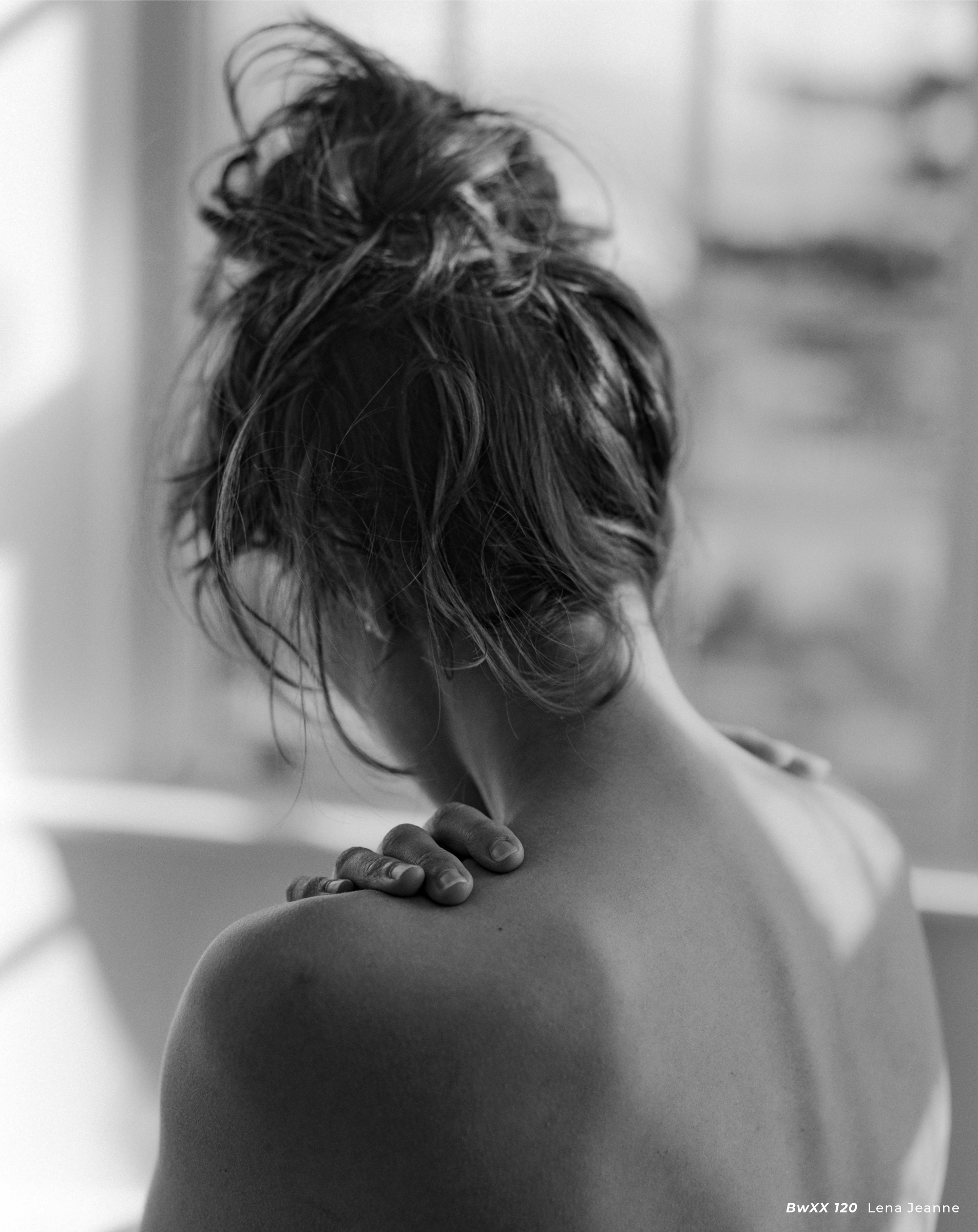 CineStill BwXX (Double-X) Black and White Negative Film, ISO 250 120 Roll - Image 7